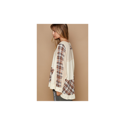 POL Round Neck Long Sleeve Plaid Knit Top